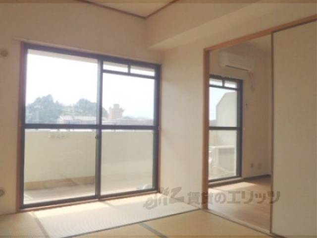 和室　和室も南向きで明るいお部屋