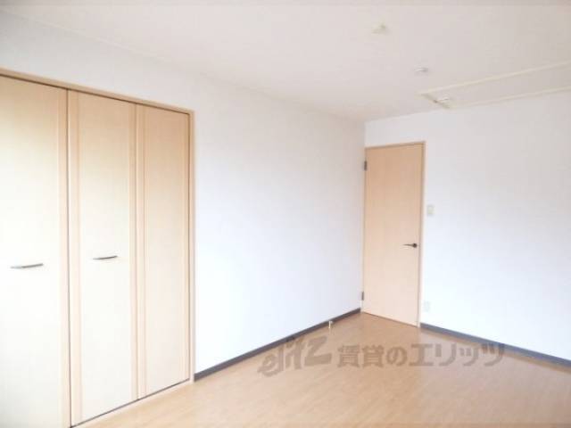 洋室　２階　6.7帖