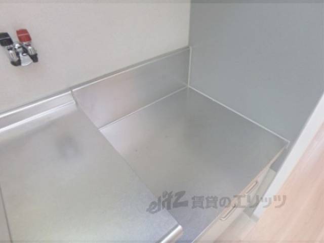 キッチン　コンロ置場