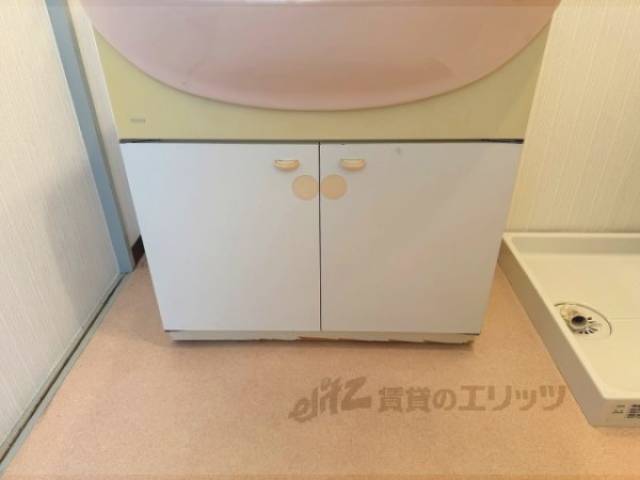 洗面所　収納