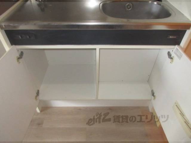 キッチン　収納