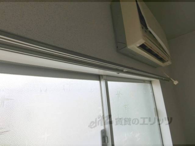 カーテンレール