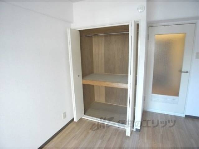 収納　奥行きもあり使い勝手いいですよ