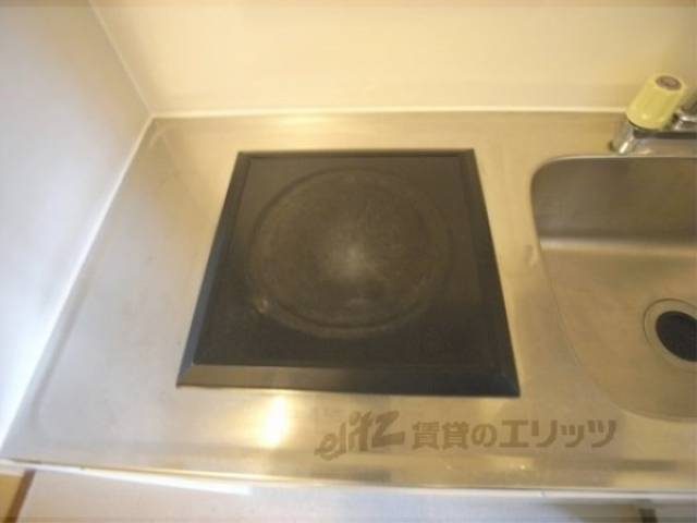 キッチン　コンロ　電気なので安全です