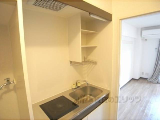 キッチン　上部収納