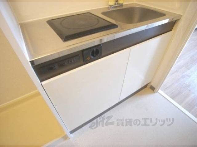 キッチン　下部収納