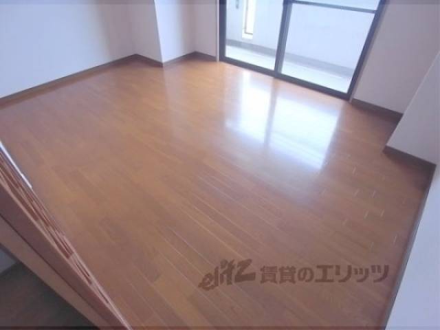 洋室　8.2帖