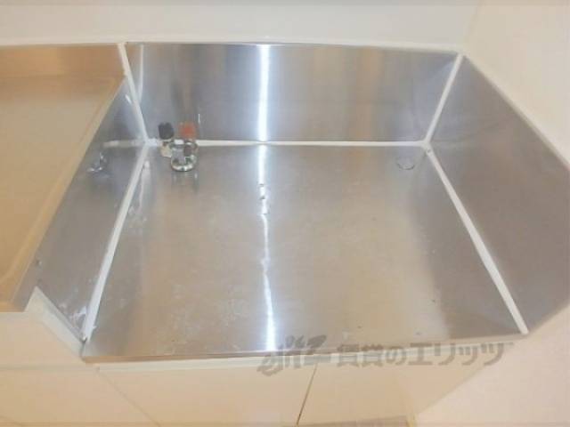 キッチン　コンロ置き場