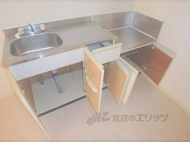 キッチン　収納