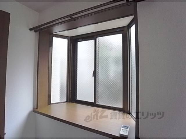 出窓