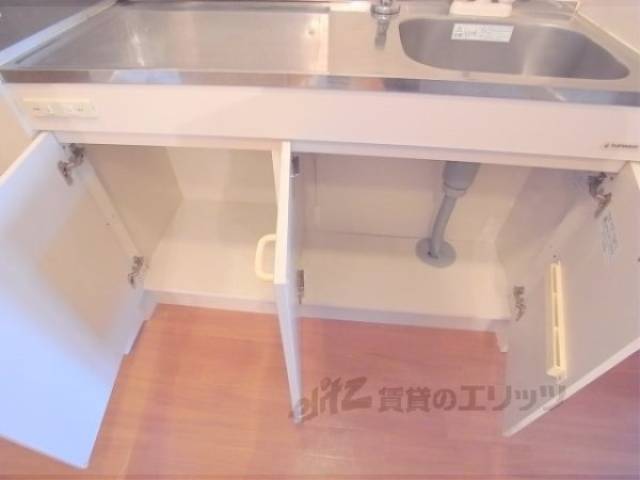 キッチン　キッチン下部収納