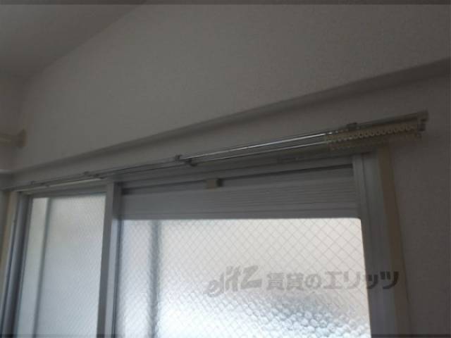 カーテンレール