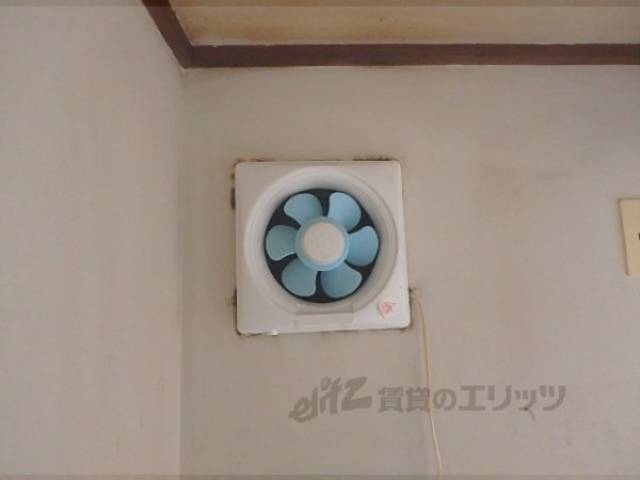 キッチン　キッチン換気扇