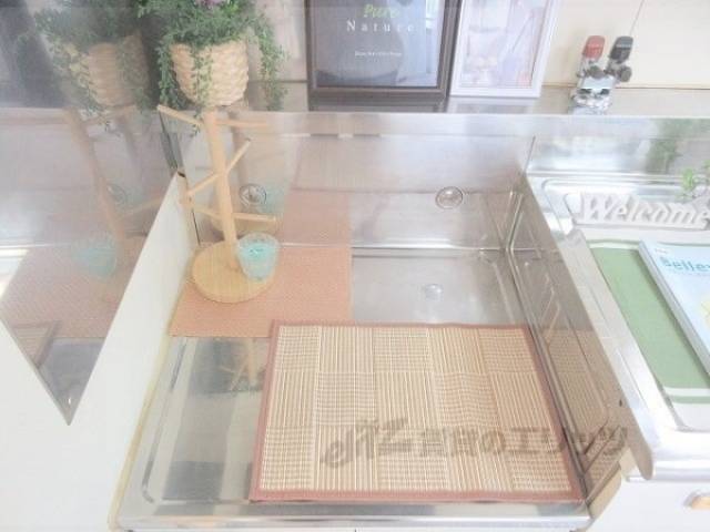 キッチン　コンロ置き場