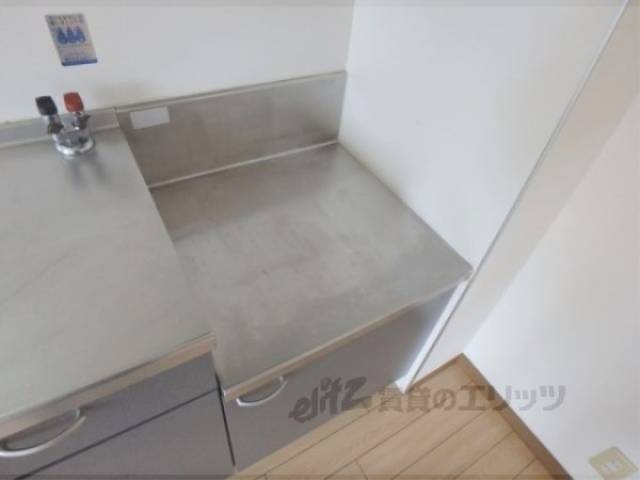 キッチン　コンロ置き場
