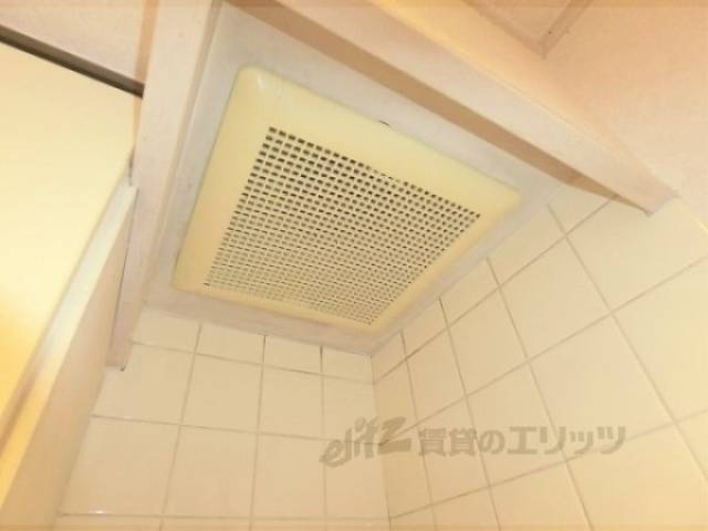 キッチン　換気扇