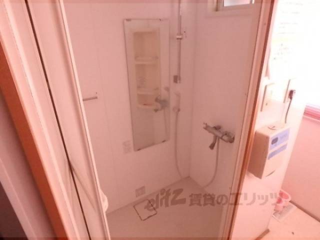 風呂　共用シャワー