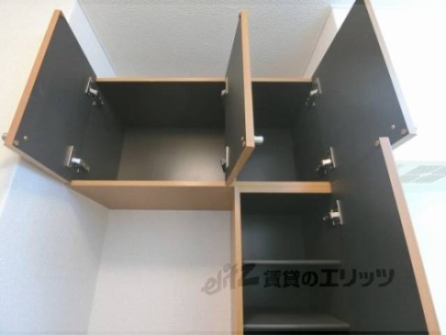下駄箱　上部