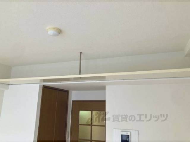 収納　上部収納