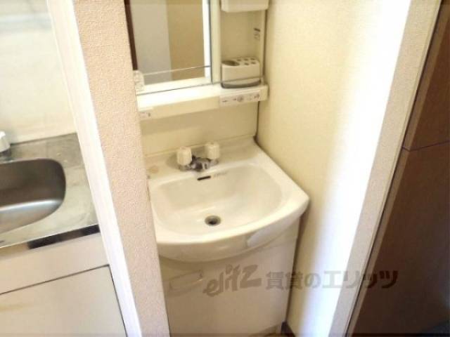 洗面所　独立洗面台