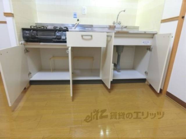 キッチン　収納