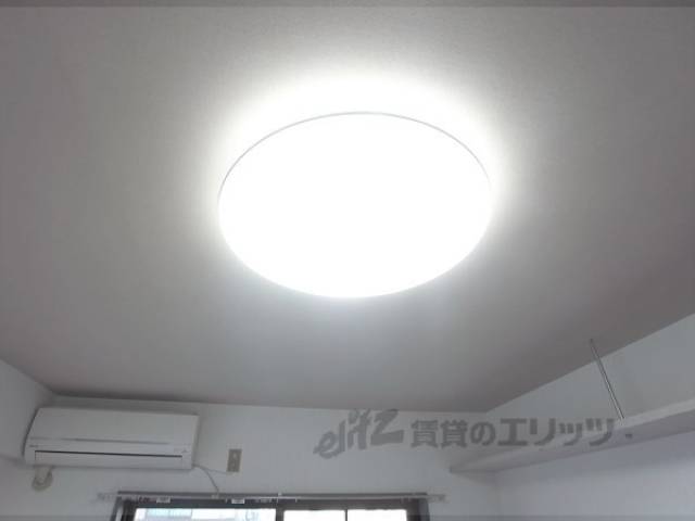 照明