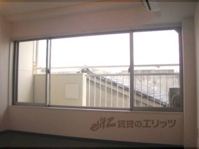 居室　窓