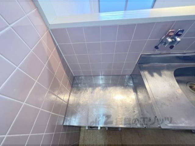 キッチン　コンロ置き場