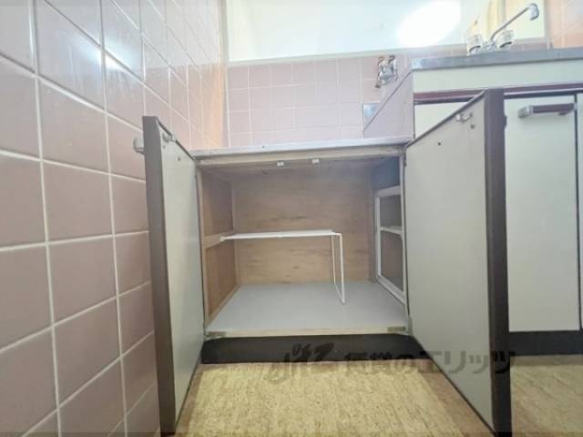 キッチン　下部収納