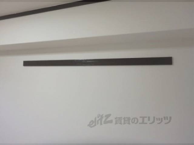 洋室　ハンガー掛け