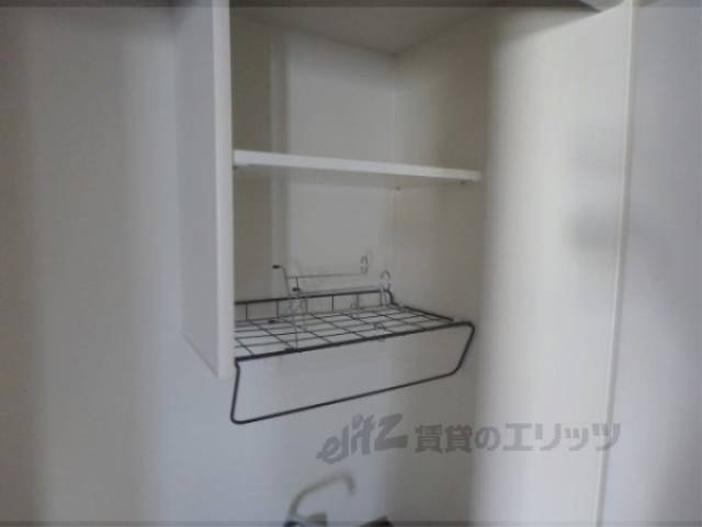 キッチン　キッチン上部棚