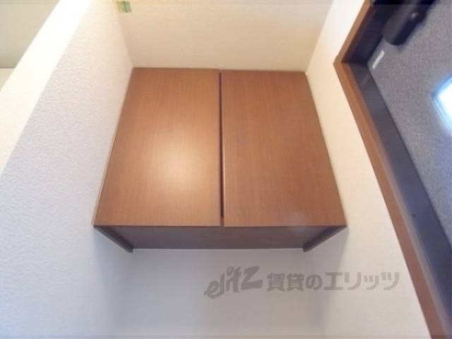下駄箱　上部