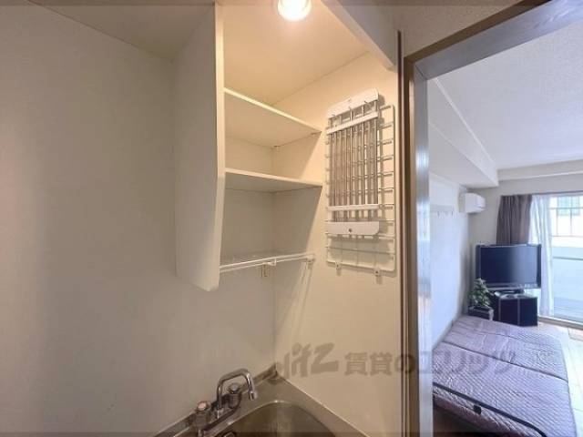 キッチン　キッチン上部収納