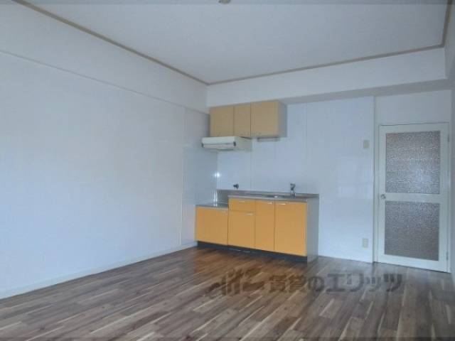 リビング　10帖