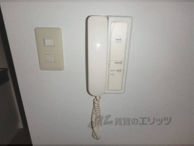 インターホン