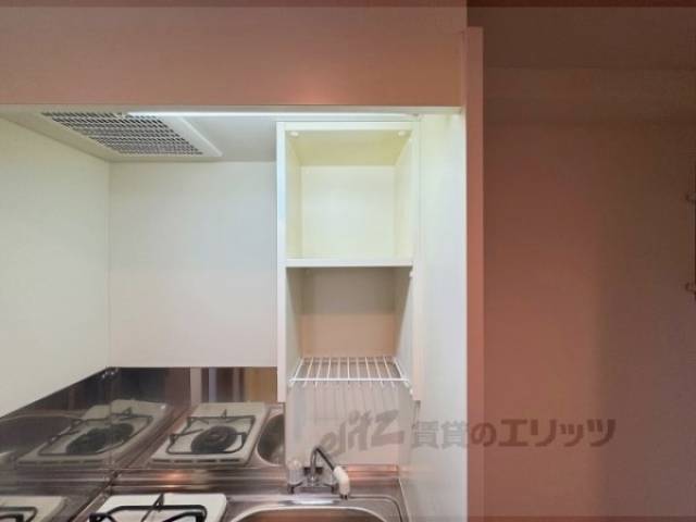 キッチン　上収納