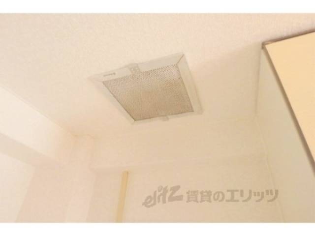 キッチン　換気扇