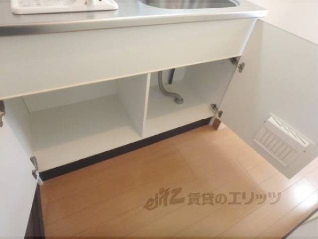 キッチン　下部収納