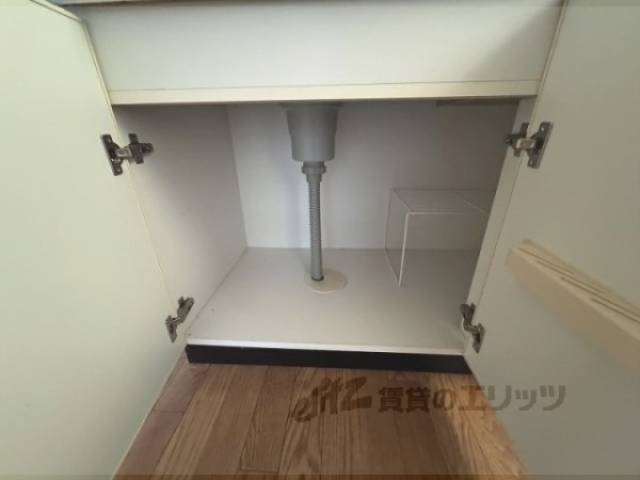 キッチン　下部収納