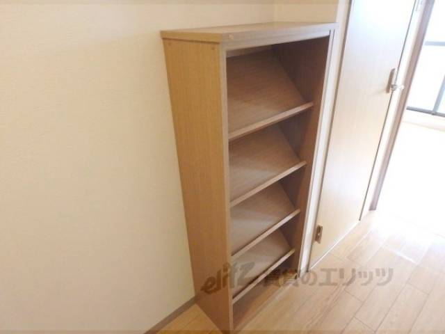 下駄箱　下駄箱も完備されています。