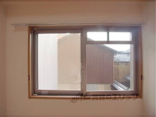 窓（フリールーム）