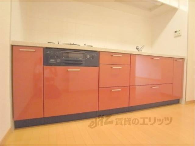 キッチン　（下収納）