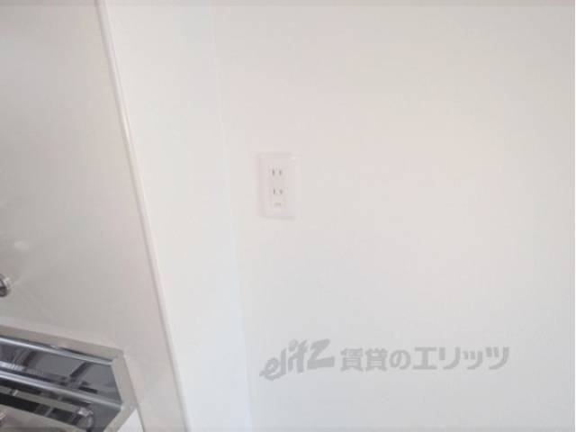 洋室　コンセント