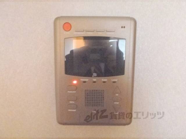 モニターフォン　顔が見えて安心・