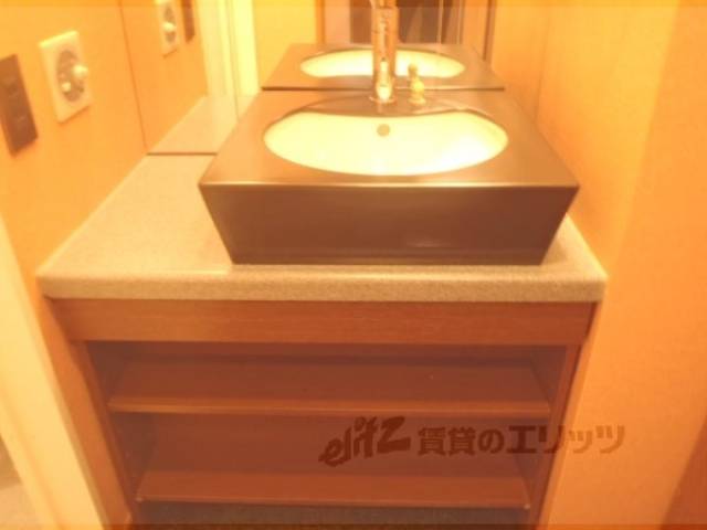 洗面所　独立洗面台