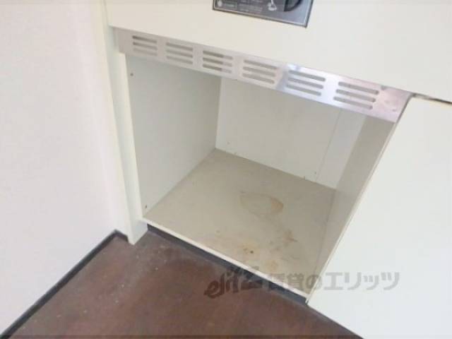冷蔵庫置場