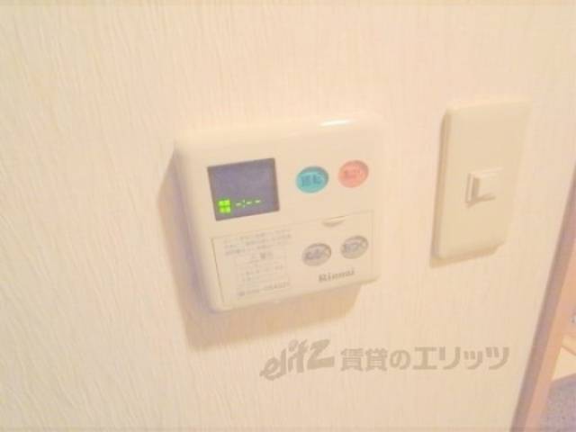 給湯器リモコン　給湯器