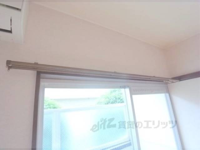 カーテンレール