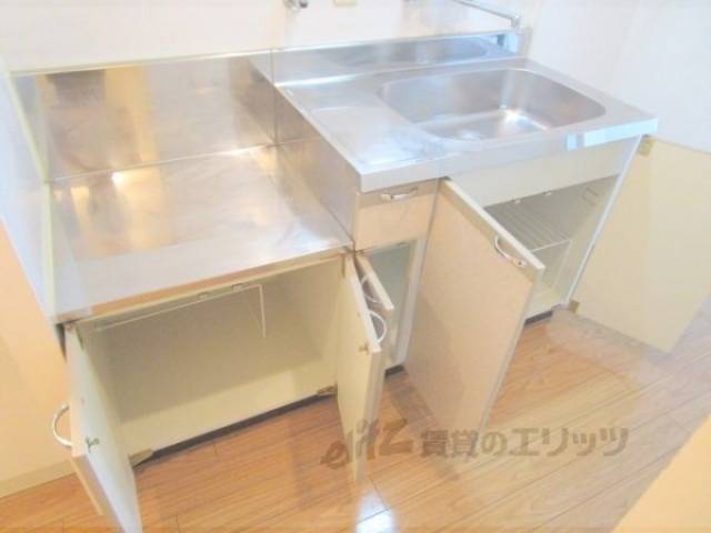 キッチン　キッチン下部収納