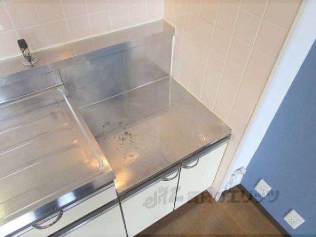 キッチン　コンロ置場